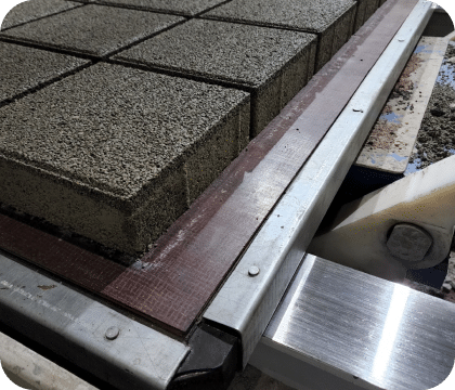RHINO composite pallet for concrete block machine with steel reinforcement and high-density hardwood construction